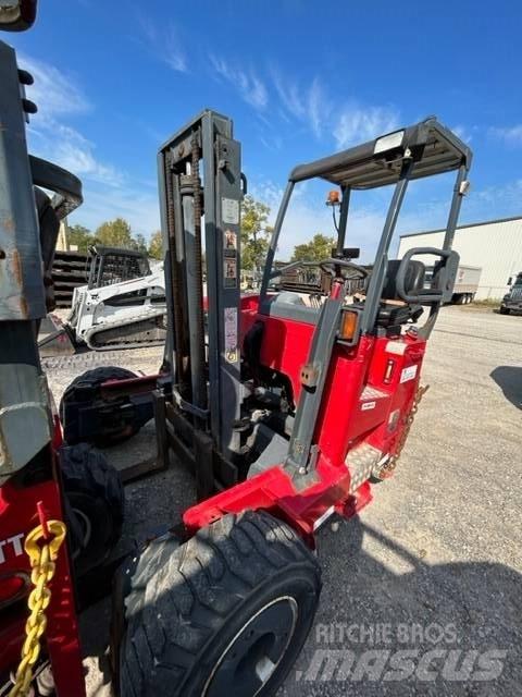 Moffett 4way m55.4 Камиони за херавни местности
