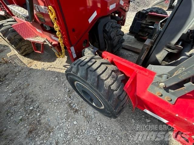 Moffett 4way m55.4 Камиони за херавни местности
