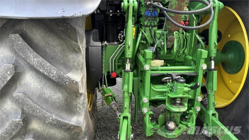 John Deere 6R195 Трактори