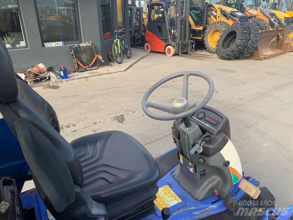 Iseki SF 230 FH Тракторни косачки
