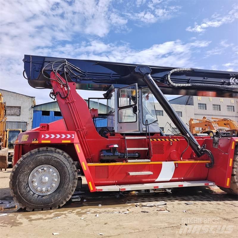 Kalmar DRF 450 Кари повдигачи на контейнери