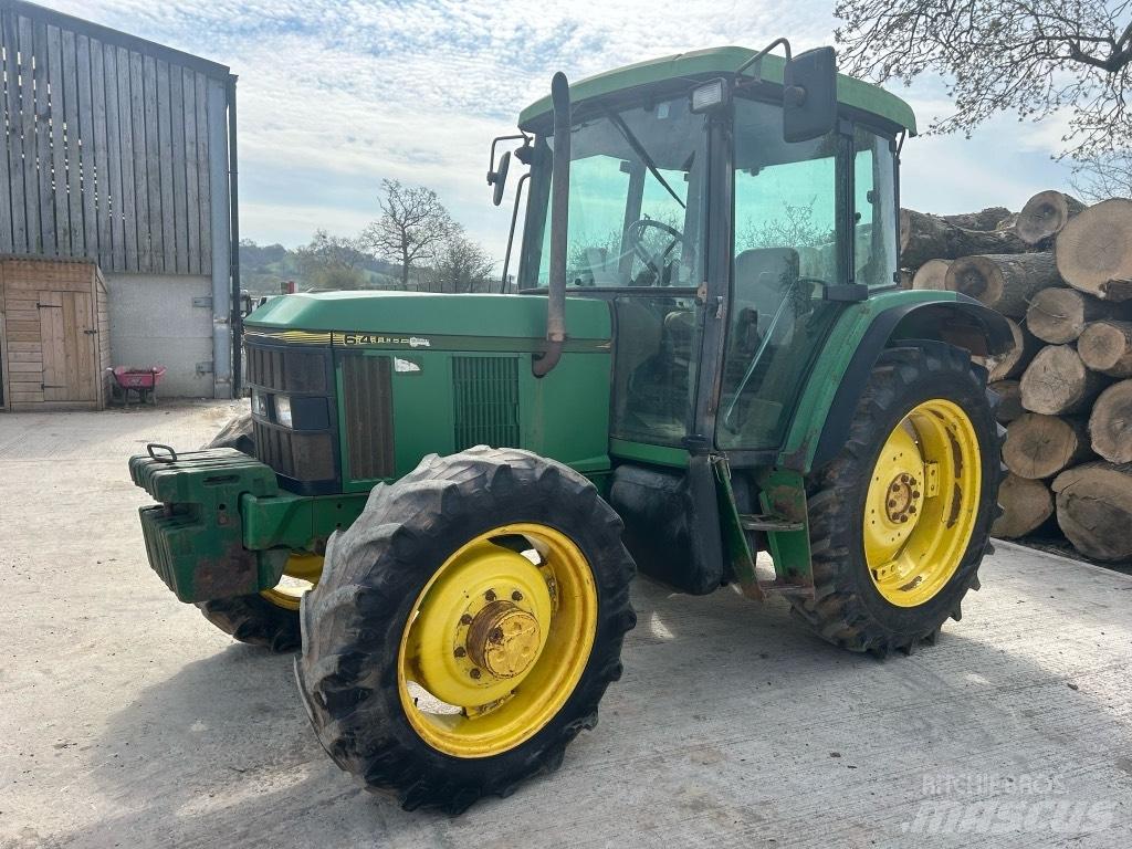 John Deere 6400 Компактни трактори