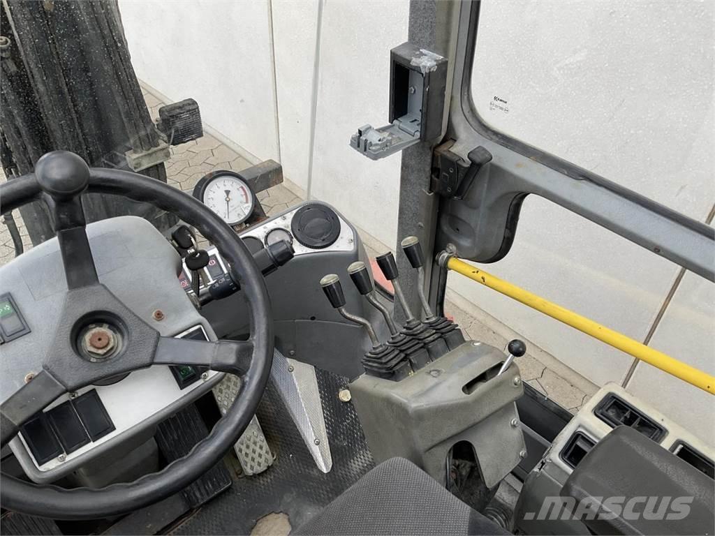 Kalmar DCD 80-6 Дизелови камиони