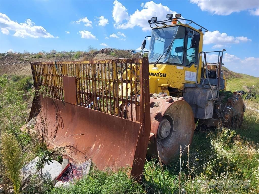 Komatsu WF 450T-3 Строителство - Други