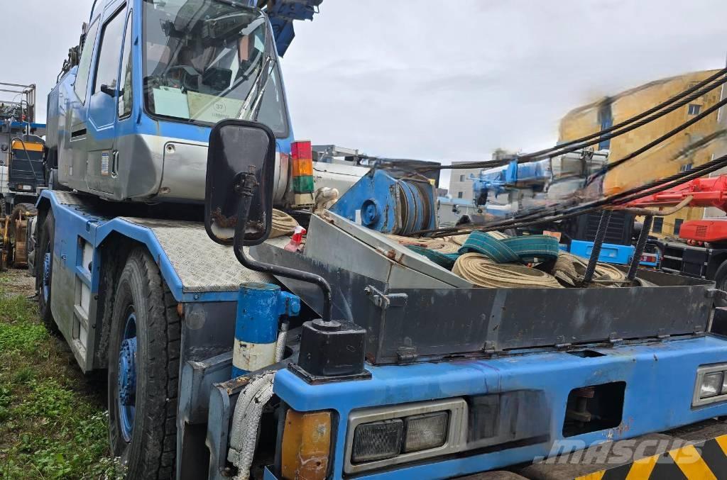 Tadano TR 250 M-6 Кранове за тежък терен