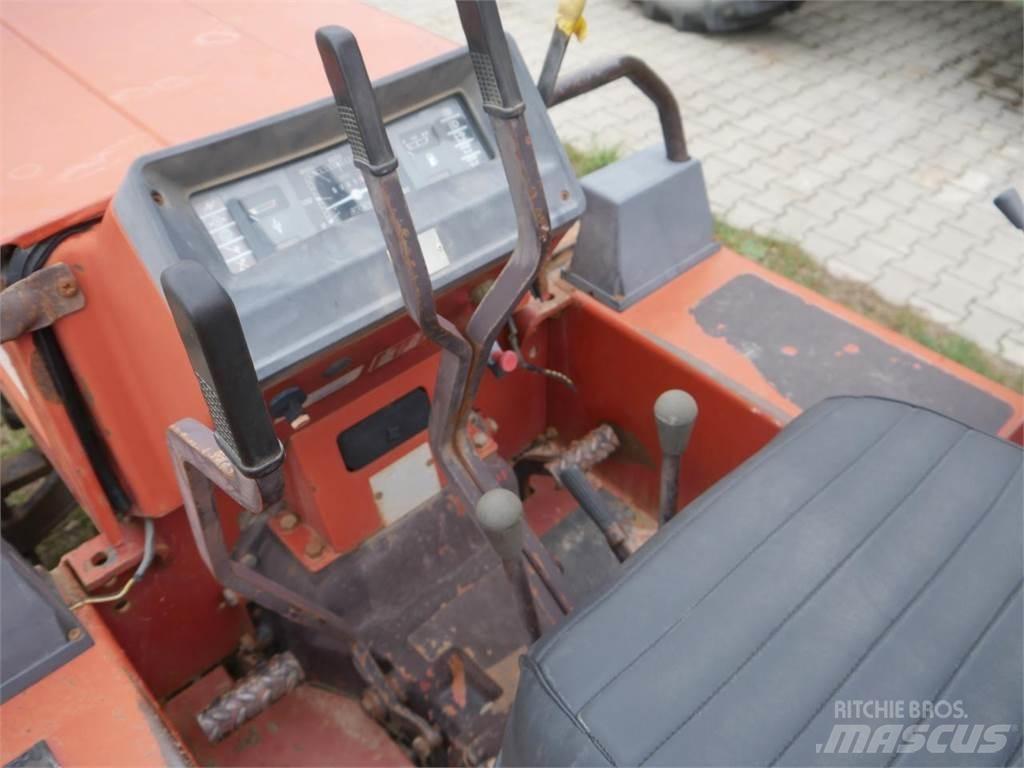 Fiat 70-65 Raupe Трактори