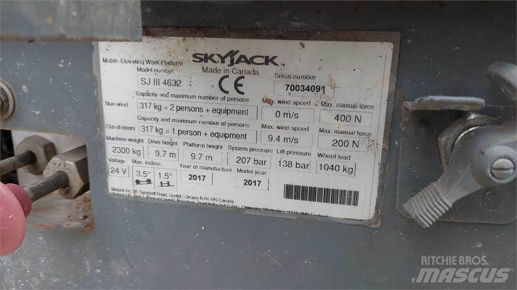 SkyJack SJIII4632 Ножични работни платформи