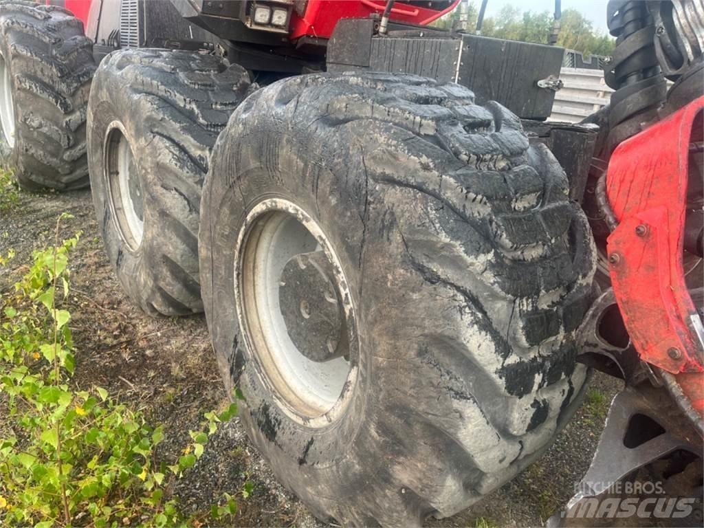 Komatsu 951 Харвестери