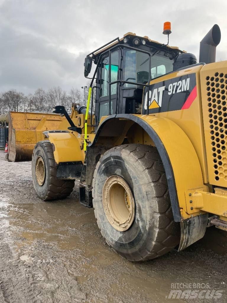 CAT 972 M Колесни товарачи