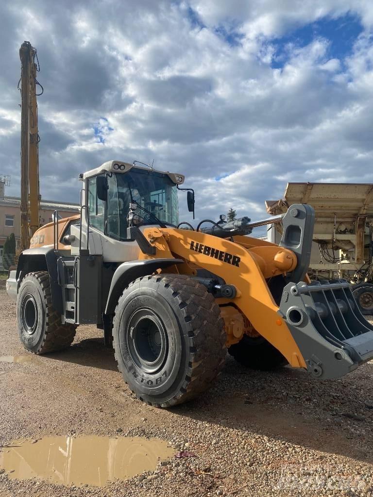 Liebherr 580  L Колесни товарачи