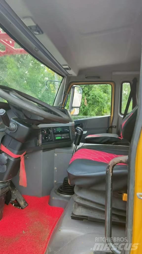 Sany STC 250 H Всъдеходни кранове