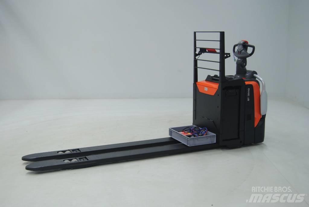 Toyota LPE250 Транспалетни колички с платформи