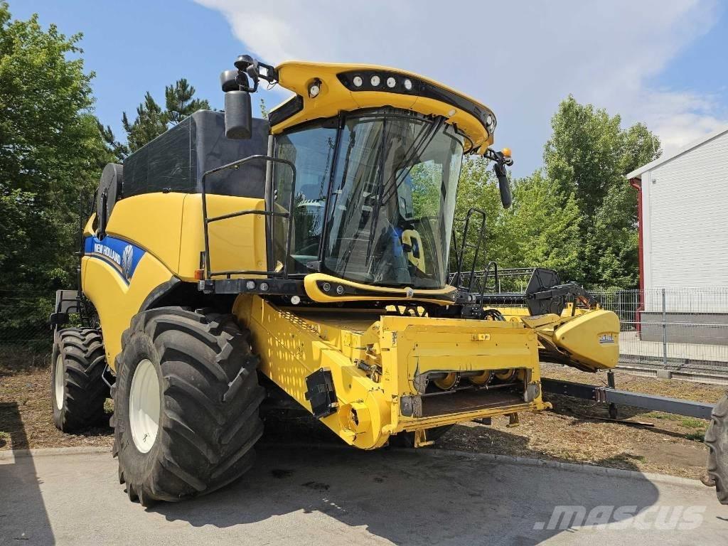 New Holland CX8.70 Комбайни