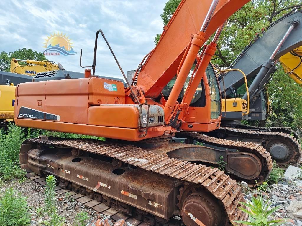 Doosan DX 300 LC Верижен екскаватор