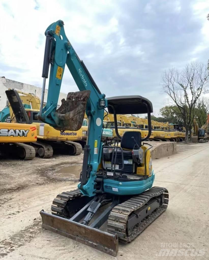 Kubota 25 Мини екскаватори < 7 т