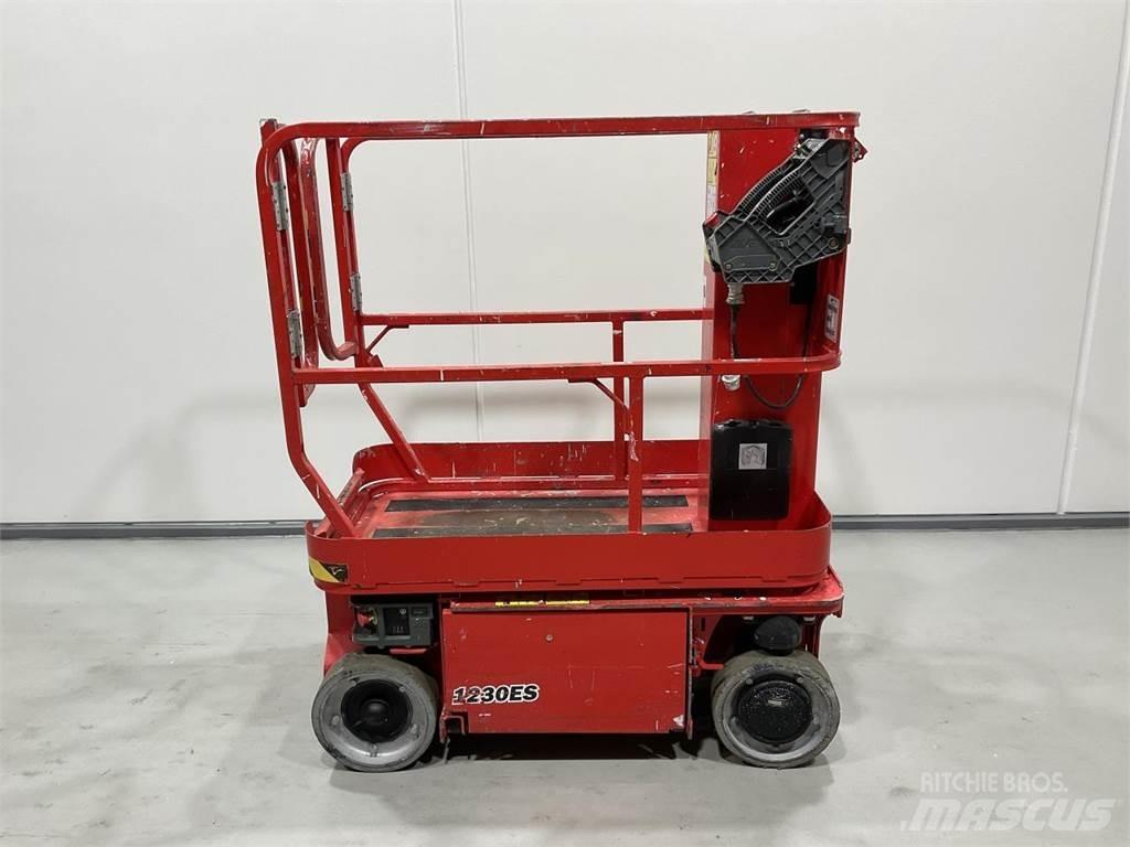 JLG 1230ES Ножични работни платформи