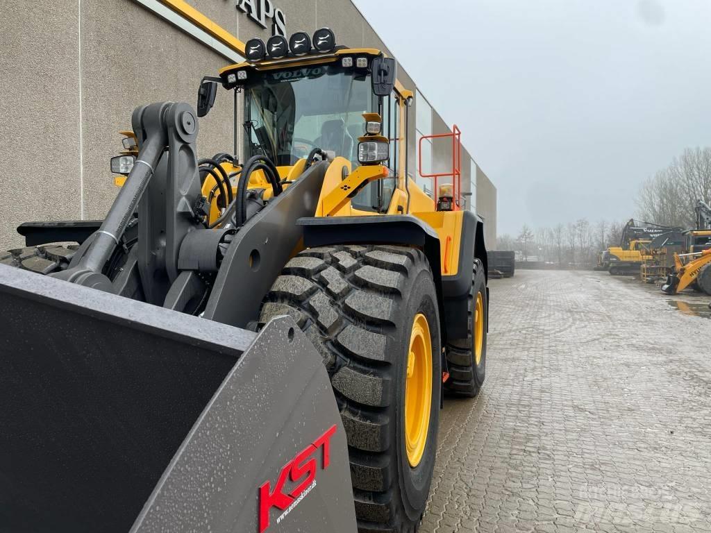 Volvo L 180 H Колесни товарачи