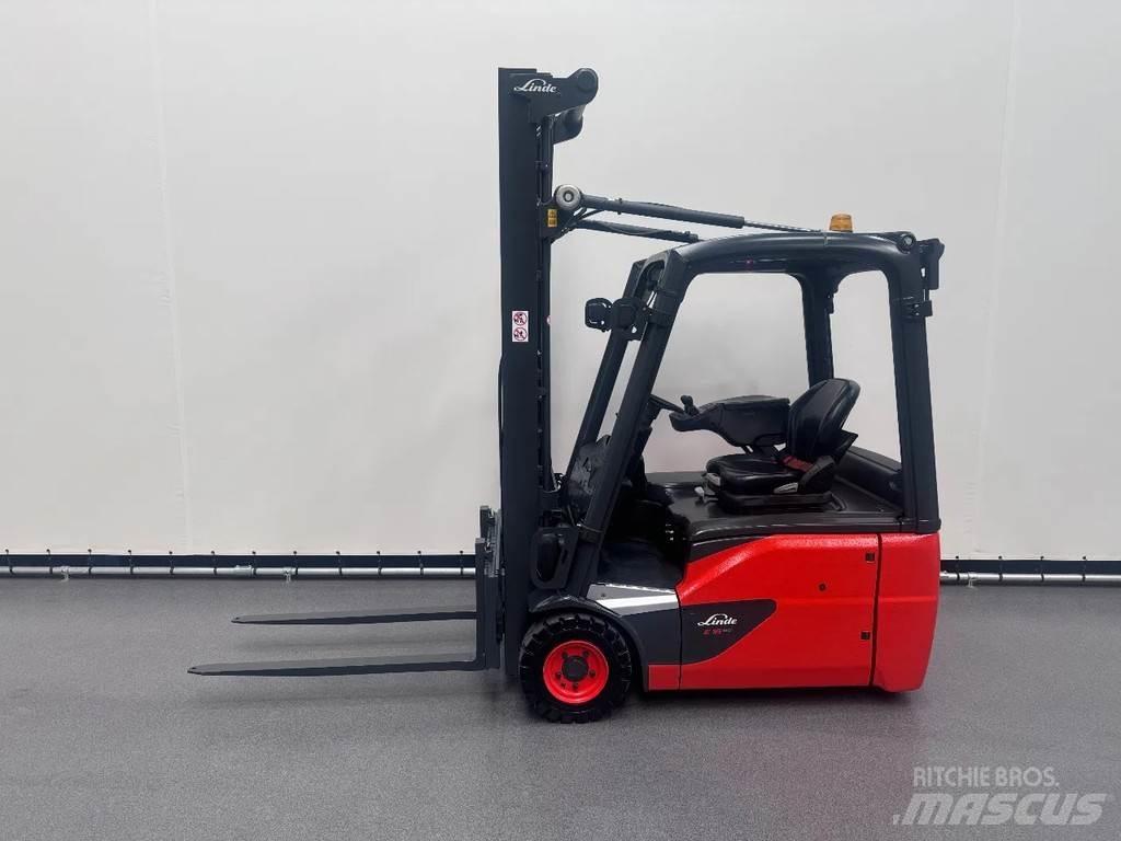 Linde 386 E 16-02 Електрически вилични кари-повдигачи