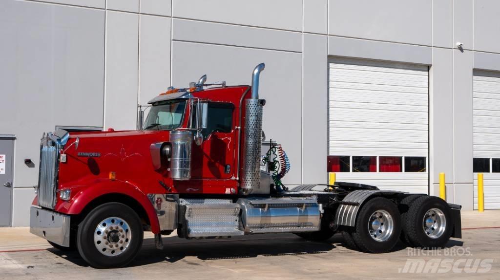Kenworth W 900 Влекачи