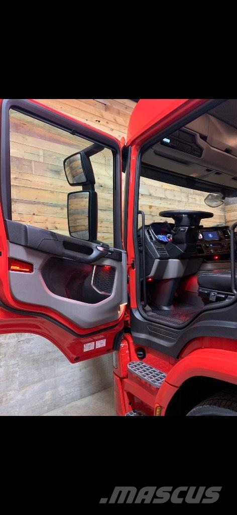 Scania P 280 Каросерии