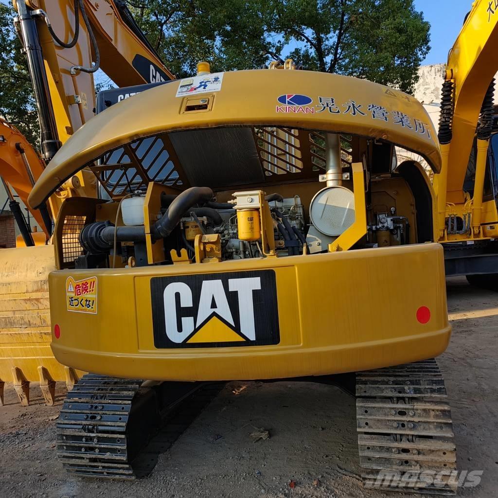 CAT 307D Средни екскаватори 7т - 12т