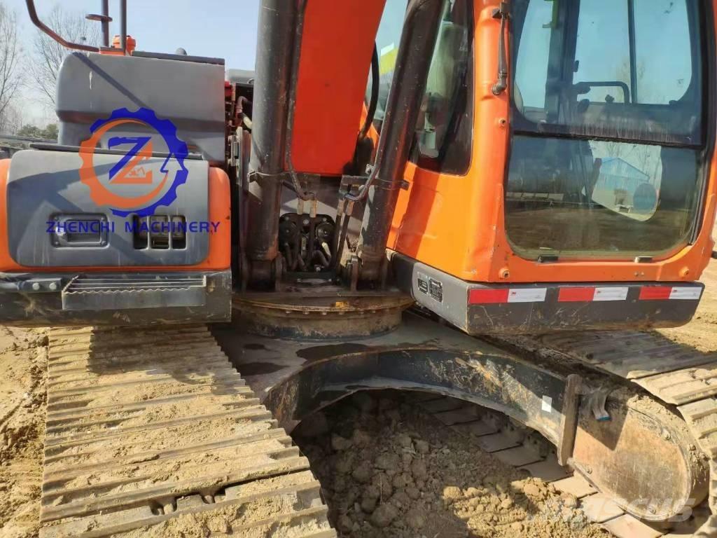 Doosan DX 150LC Средни екскаватори 7т - 12т