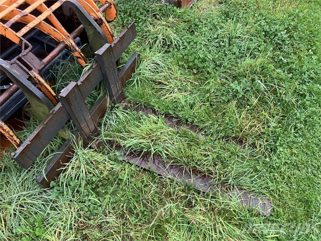 Paus RL 655 Колесни товарачи