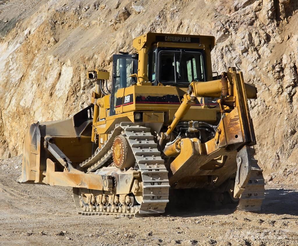 CAT D9R Верижни булдозери
