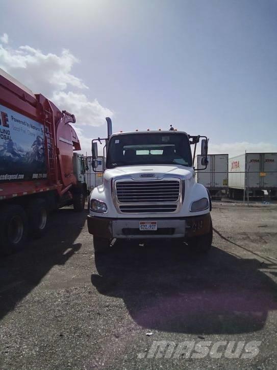 Freightliner M2 Разглобяеми надстойки