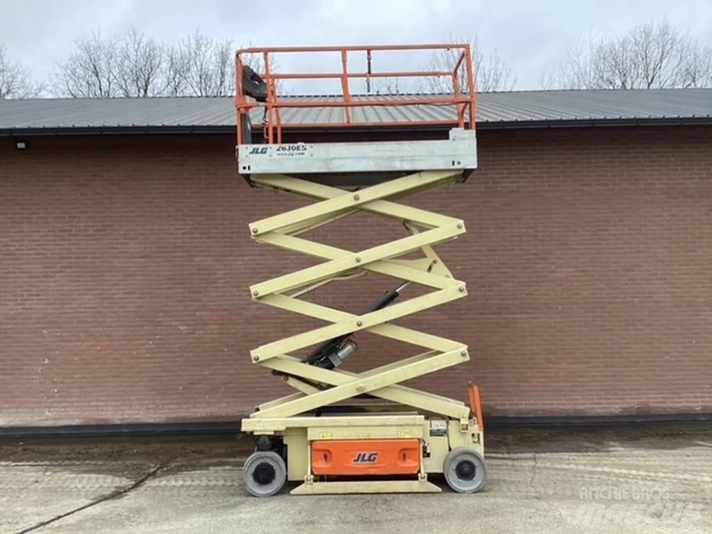 JLG 2630es Ножични работни платформи