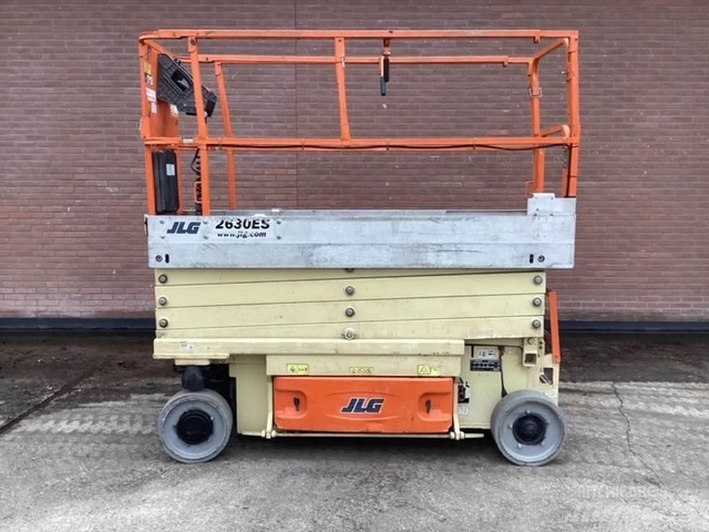 JLG 2630es Ножични работни платформи