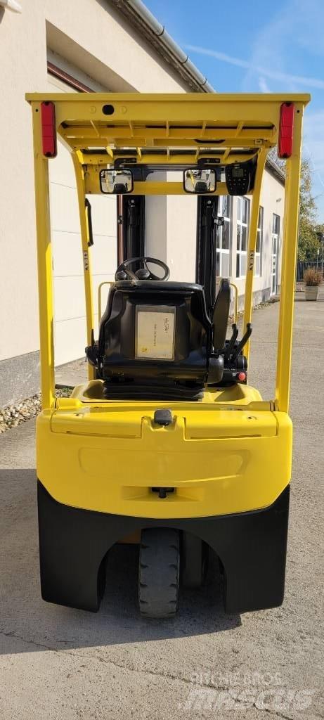 Hyster A 1.5 XNT Електрически вилични кари-повдигачи
