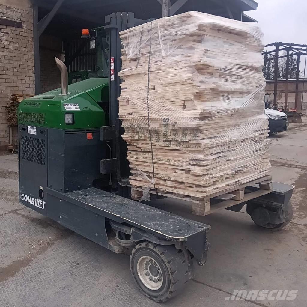 Combilift C 4000 D Повдигач с движение в 4 посоки