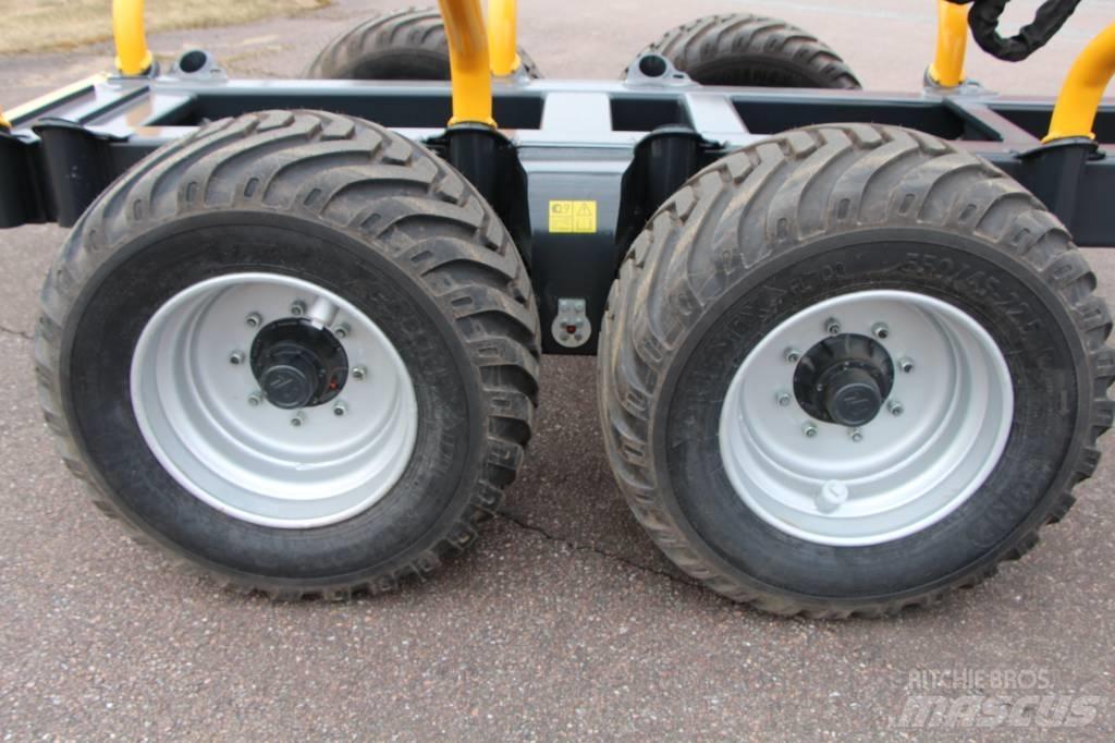 Oniar 8600+17T Товарачи с наклонена стрела
