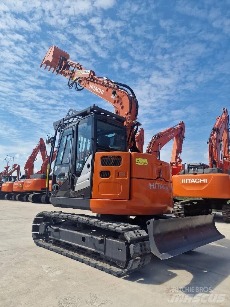 Hitachi ZX 85 Средни екскаватори 7т - 12т