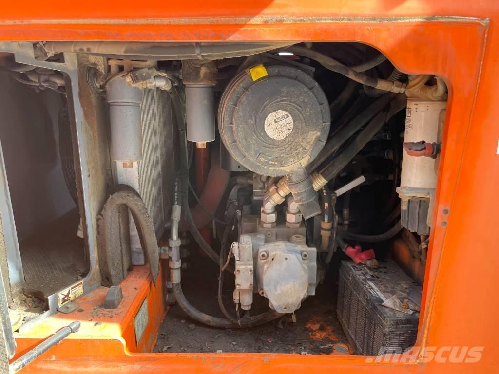 Hamm HD+ 140 VV-HV Двойни барабанни ролки
