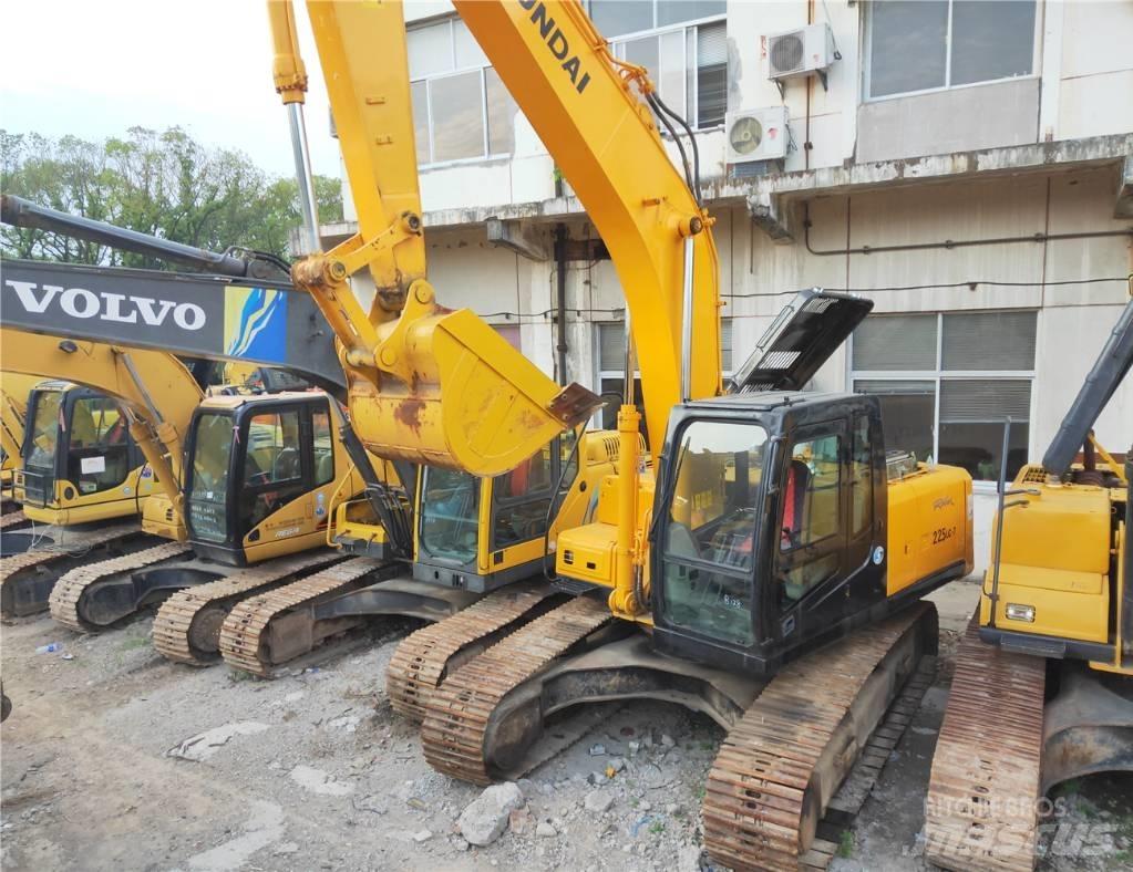 Hyundai R225LC-7 Верижен екскаватор