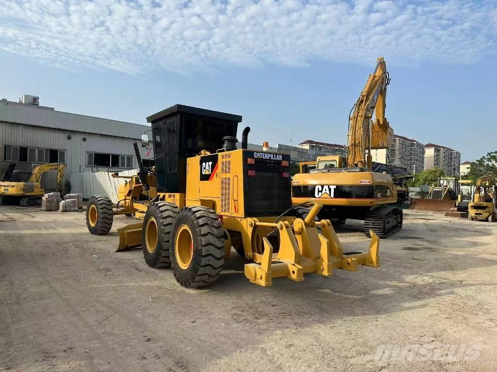 CAT CAT140H Грейдери