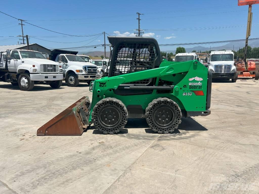 Bobcat S 550 Мини товарачи
