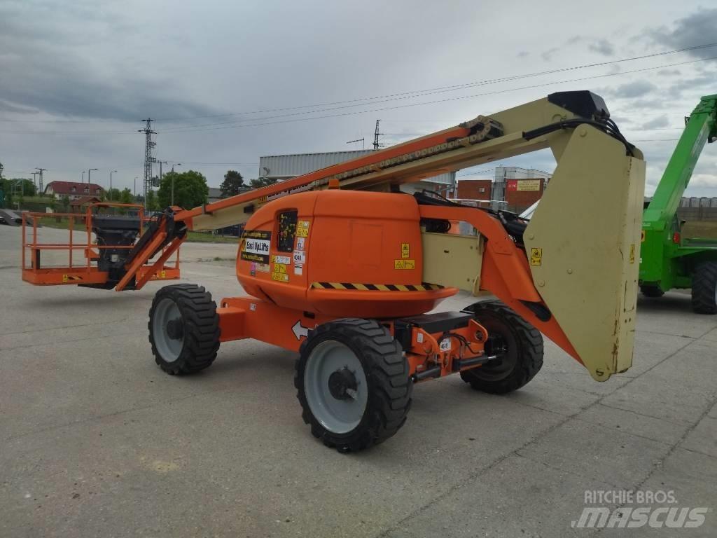 JLG 600 AJ Съчленени стрелови подемници