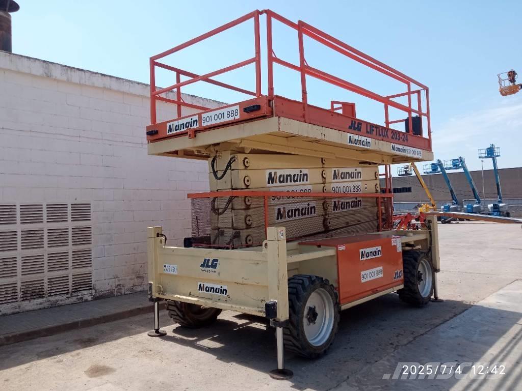 JLG 203-24 Ножични работни платформи