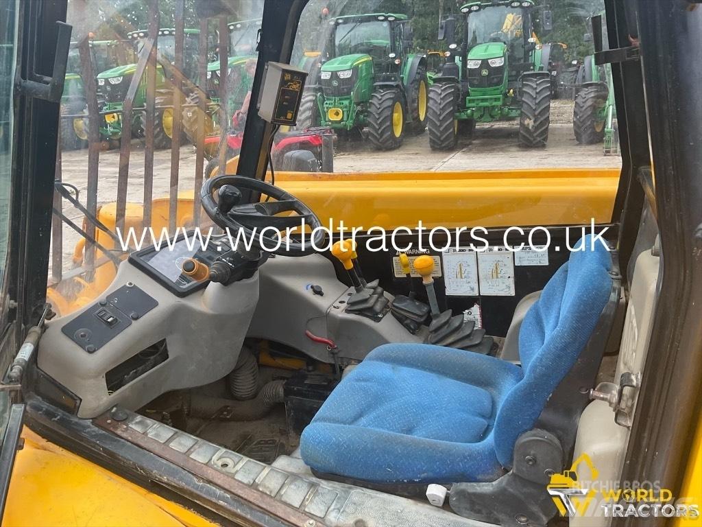JCB 520-50 Колесни товарачи