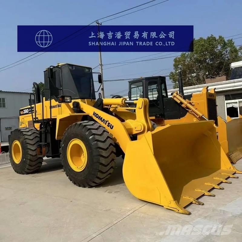 Komatsu WA 380 Колесни товарачи