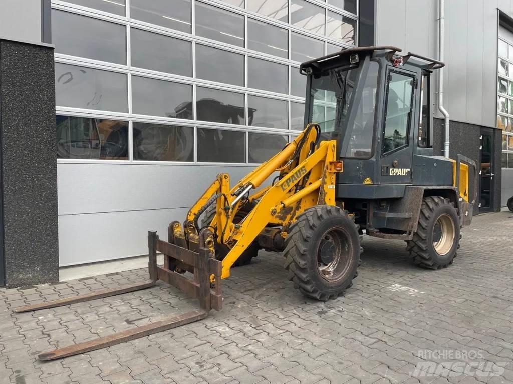 Paus RL552 Колесни товарачи