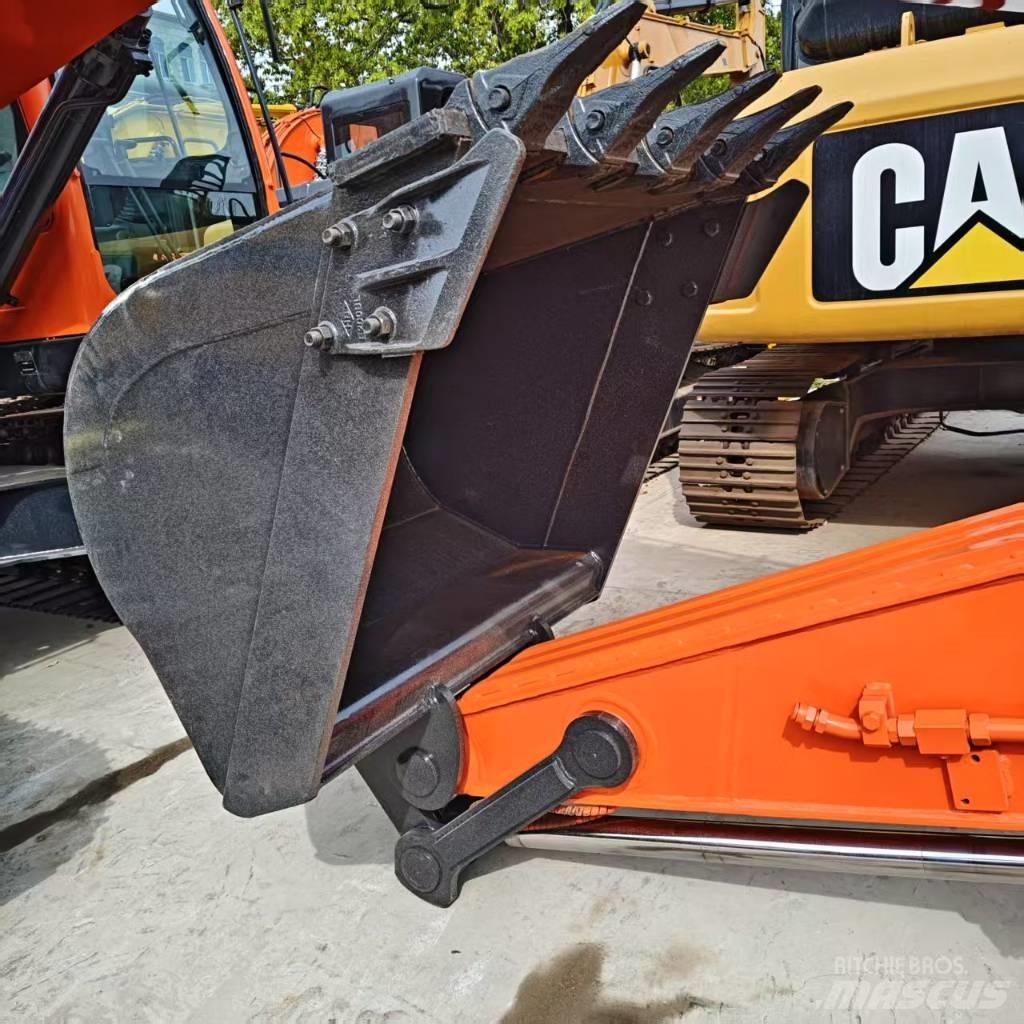 Doosan DX 225 Верижен екскаватор
