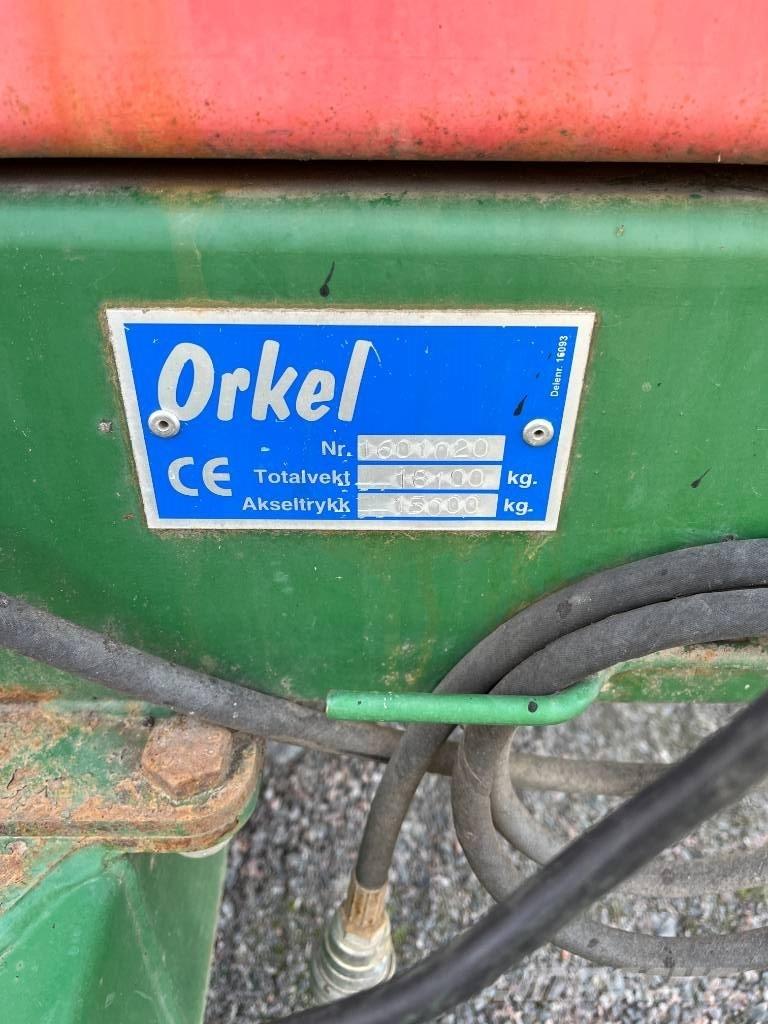 Orkel T 140 Ремаркета за зърно / силаж
