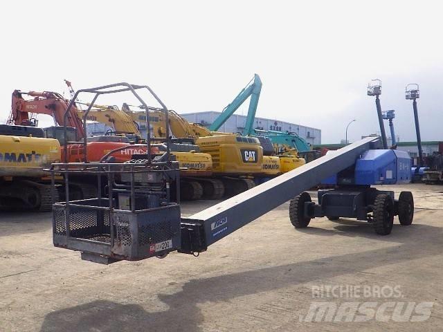 Aichi SP25CSM Телескопични повдигачи
