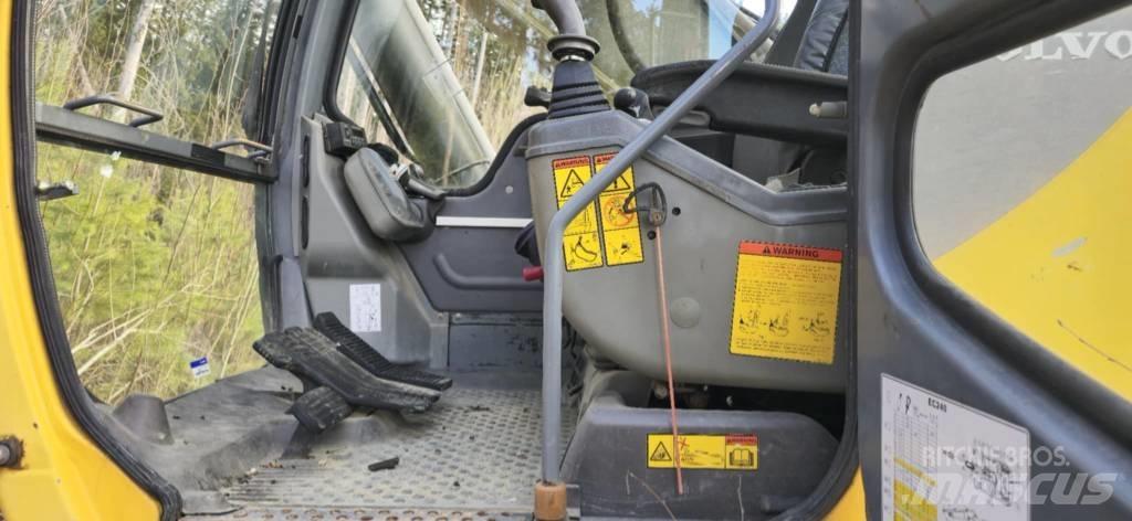 Volvo EC 240 LC Верижен екскаватор