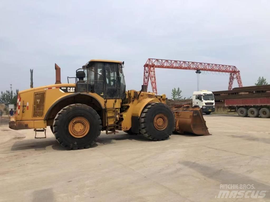 CAT 980 H Колесни товарачи