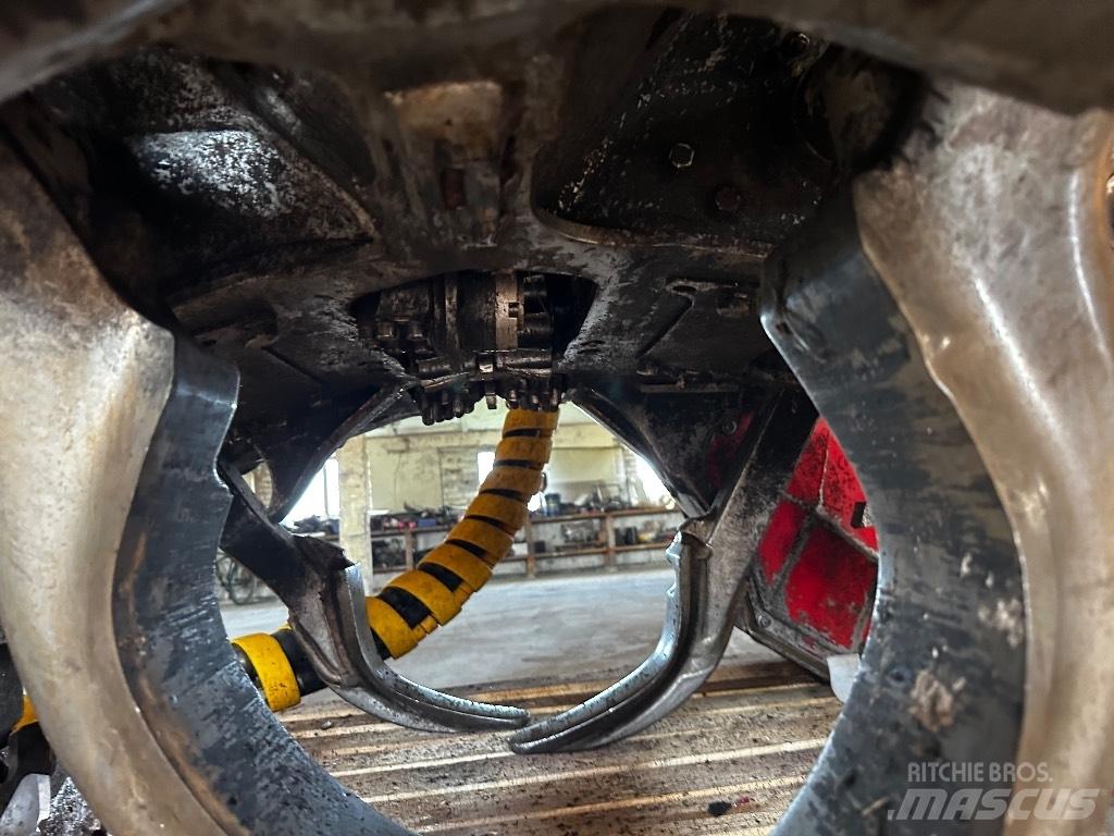 Komatsu C144 Глави за харвестери